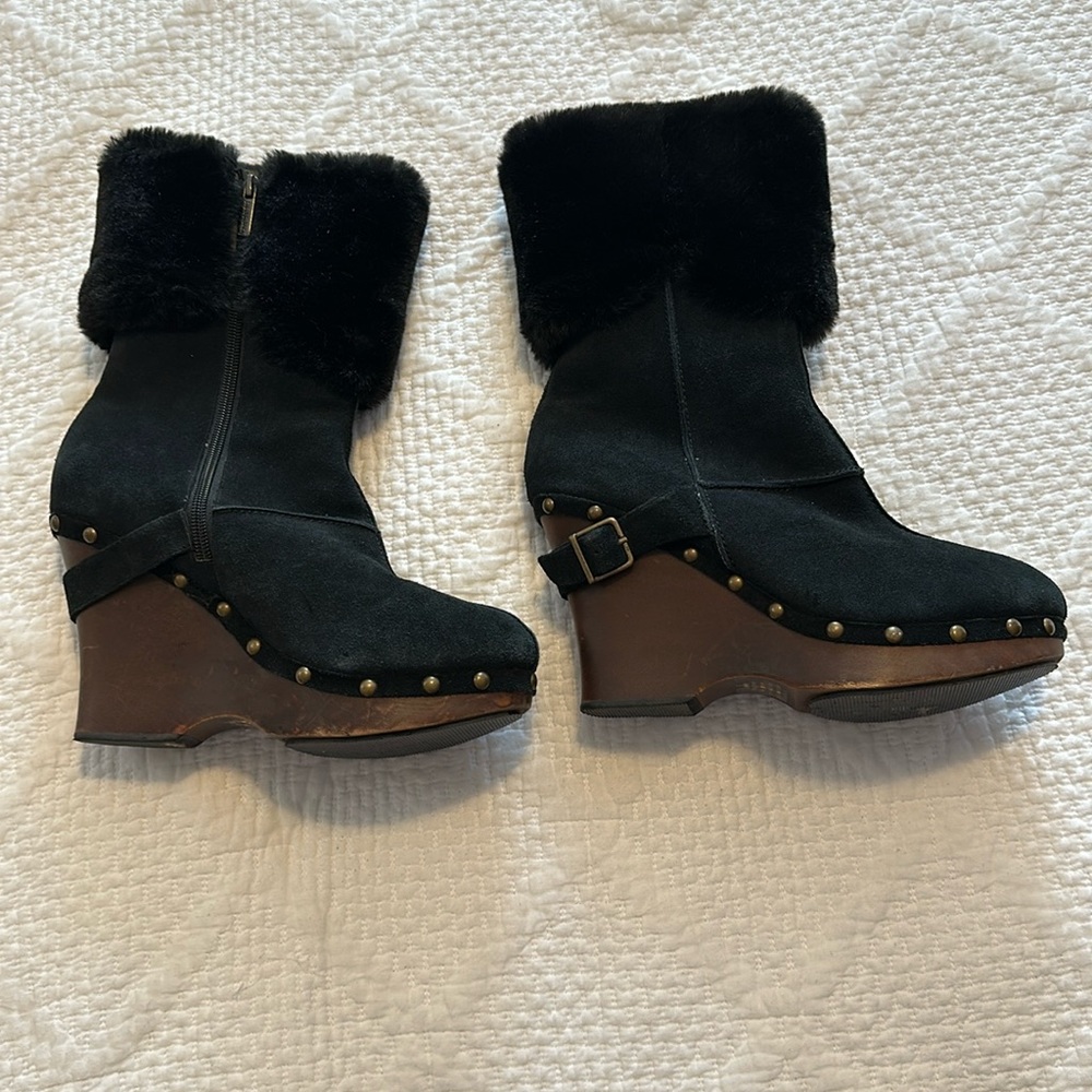 Colin Stuart Black Faux Fur & Suede Leather Studded Booties Size 8.5